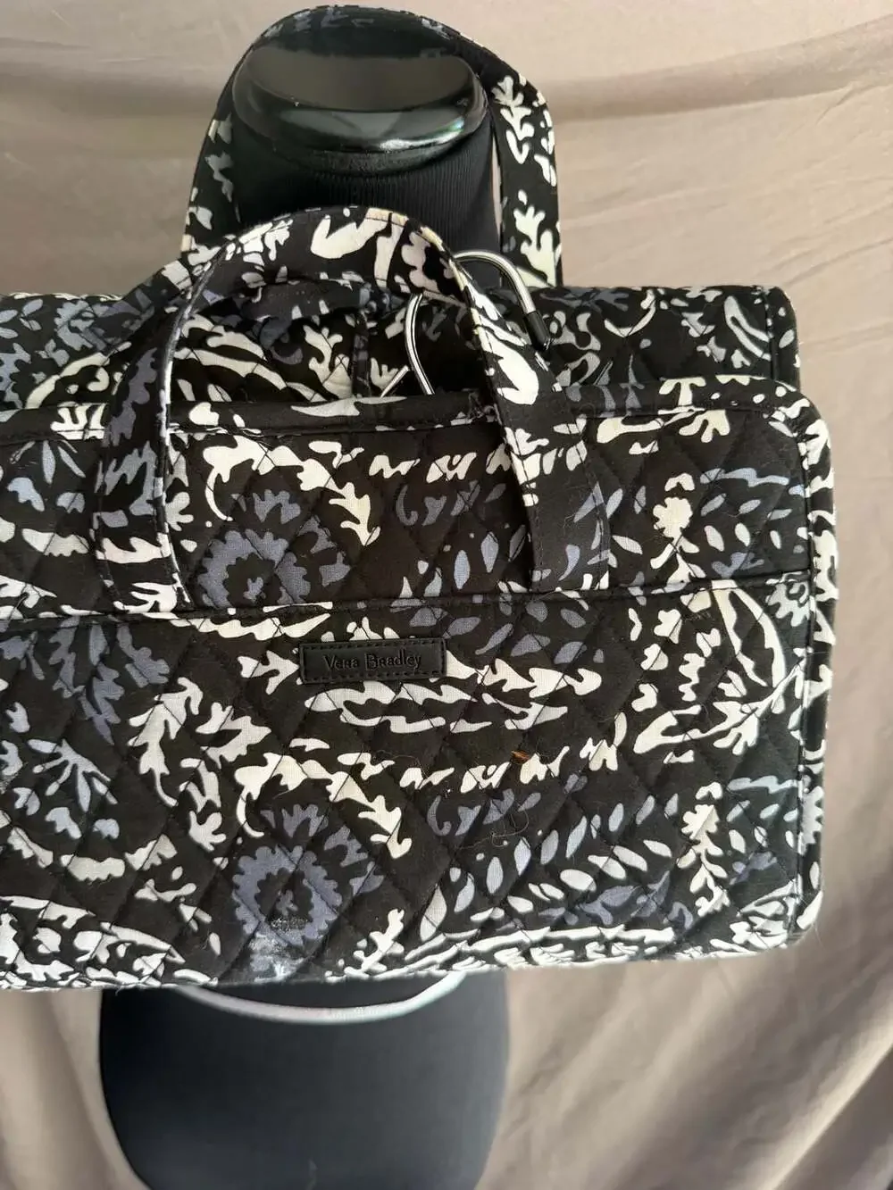 Vera Bradley Hanging Travel Organizer / Toiletry Bag in Black Paisley Quilted Fa